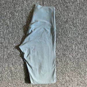 Lulu Lemon size 4 pale blue leggings